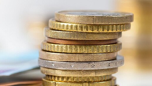 Bund stoppt Besoldungsanpassung